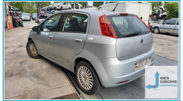 FIAT GRANDE PUNTO 2Y del 2007 parti usate e ricambi - Tipo Motore 199A3000