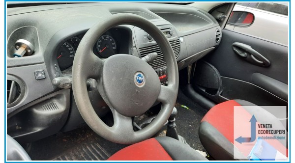 FIAT PUNTO 2U del 2006 parti usate e ricambi - Tipo Motore 188A4000