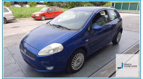 FIAT GRANDE PUNTO 2Y del 2006 parti usate e ricambi - Tipo Motore 199A4000