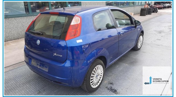 FIAT GRANDE PUNTO 2Y del 2006 parti usate e ricambi - Tipo Motore 199A4000
