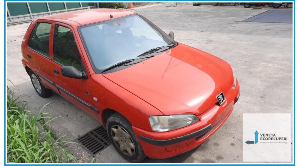 PEUGEOT 106  del 2001 parti usate e ricambi - Tipo Motore HFX