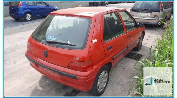 PEUGEOT 106  del 2001 parti usate e ricambi - Tipo Motore HFX