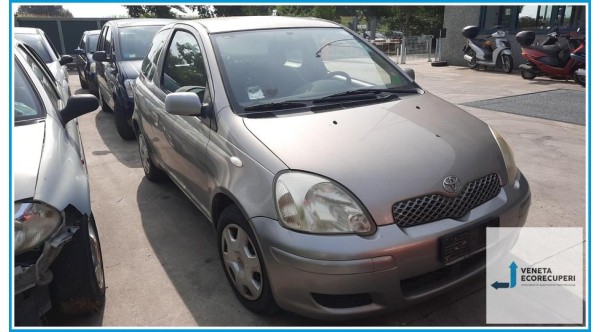 TOYOTA YARIS FRP del 2003 parti usate e ricambi - Tipo Motore 1SZFE