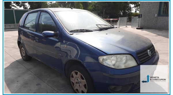 FIAT PUNTO 2U del 2004 parti usate e ricambi - Tipo Motore 188A4000