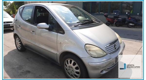 MERCEDES-BENZ Classe A W168 del 2001 parti usate e ricambi - Tipo Motore 668942