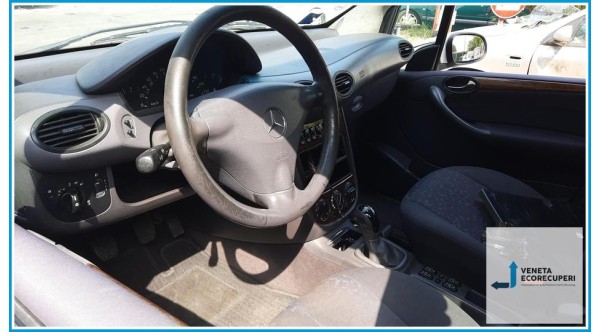 MERCEDES-BENZ Classe A W168 del 2001 parti usate e ricambi - Tipo Motore 668942