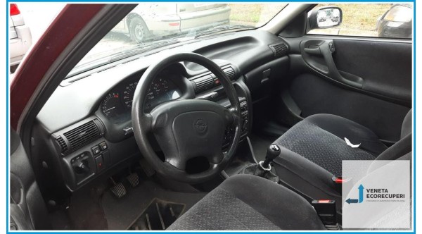 OPEL ASTRA T92 del 1997 parti usate e ricambi - Tipo Motore X16XEL
