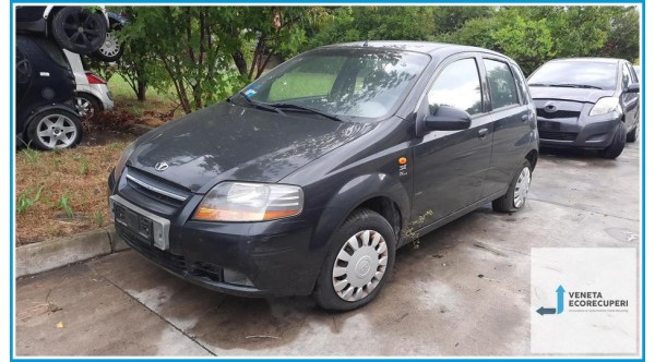 CHEVROLET (DAEWOO) KALOS T200 del 2004 parti usate e ricambi - Tipo Motore B12S1