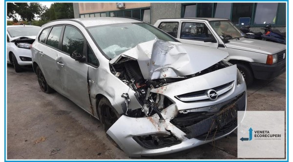 OPEL ASTRA P10 del 2015 parti usate e ricambi - Tipo Motore A14NET