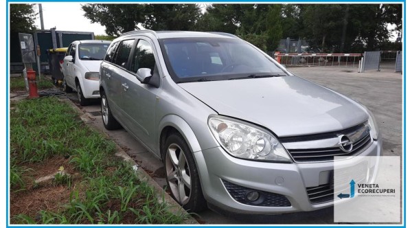 OPEL ASTRA A04 del 2008 parti usate e ricambi - Tipo Motore Z17DTR