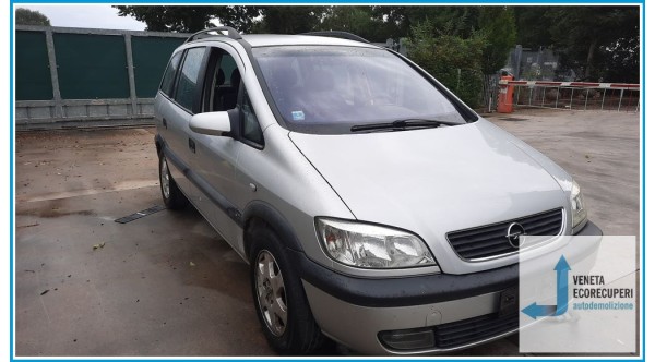 OPEL ZAFIRA T98 del 2002 parti usate e ricambi - Tipo Motore Z18XE