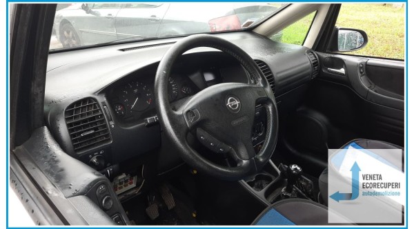 OPEL ZAFIRA T98 del 2002 parti usate e ricambi - Tipo Motore Z18XE
