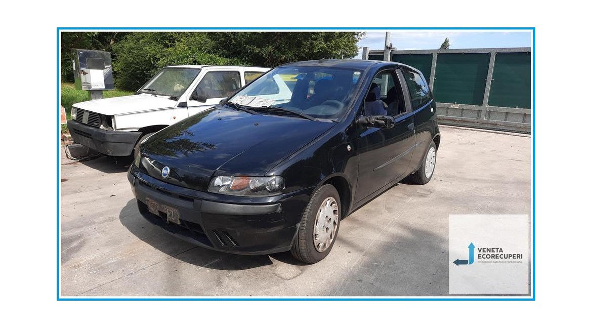 FIAT PUNTO 1N/1P del 2000 parti usate e ricambi - Tipo Motore 188A5000