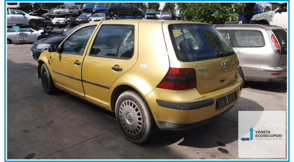 VOLKSWAGEN GOLF 1J del 1999 parti usate e ricambi - Tipo Motore AKL