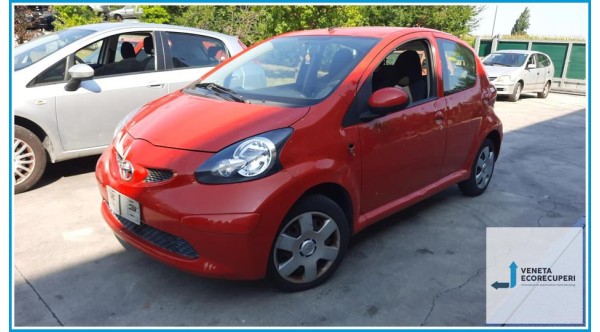 TOYOTA AYGO 1a Serie  del 2007 parti usate e ricambi - Tipo Motore 1KRFE