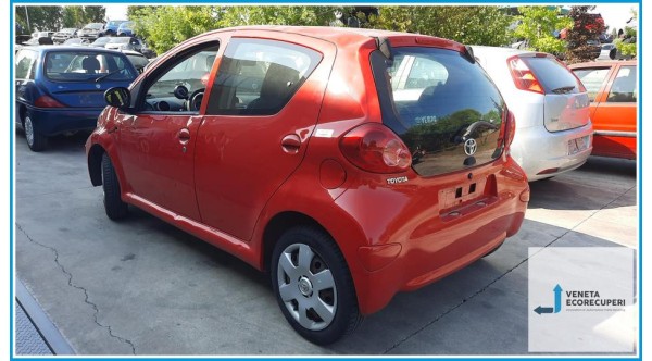 TOYOTA AYGO 1a Serie  del 2007 parti usate e ricambi - Tipo Motore 1KRFE