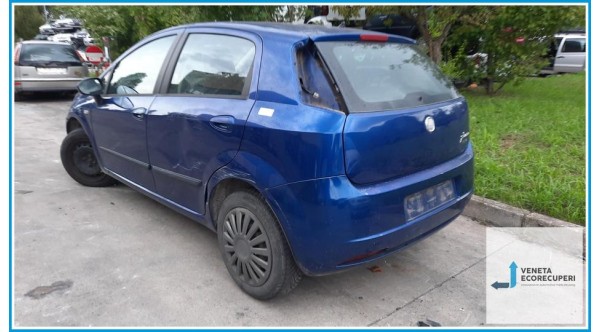 FIAT GRANDE PUNTO 4C del 2009 parti usate e ricambi - Tipo Motore 199A2000