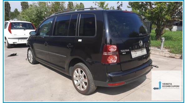 VOLKSWAGEN TOURAN 1T del 2007 parti usate e ricambi - Tipo Motore BLS