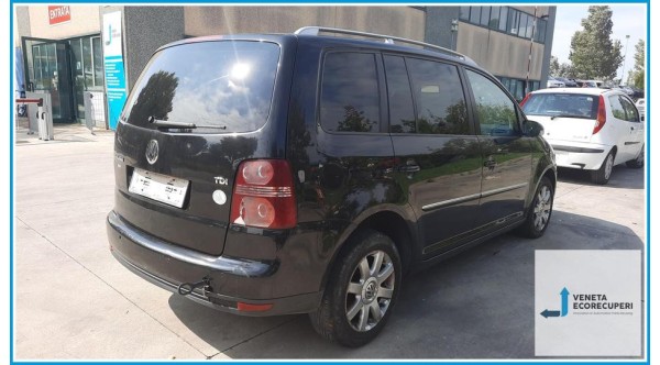 VOLKSWAGEN TOURAN 1T del 2007 parti usate e ricambi - Tipo Motore BLS