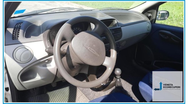 FIAT PUNTO 1N/1P del 2001 parti usate e ricambi - Tipo Motore 188A5000