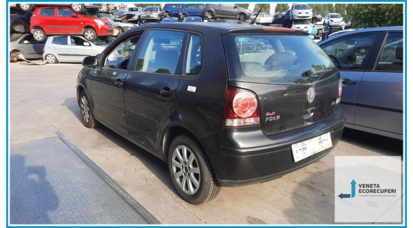 VOLKSWAGEN POLO 9N del 2005 parti usate e ricambi - Tipo Motore BNV