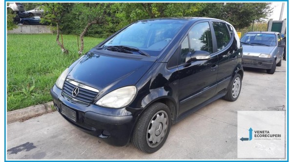 MERCEDES-BENZ Classe A W168 del 2004 parti usate e ricambi - Tipo Motore 668942