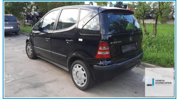MERCEDES-BENZ Classe A W168 del 2004 parti usate e ricambi - Tipo Motore 668942