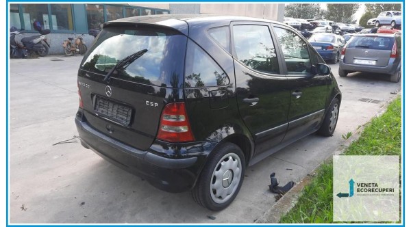 MERCEDES-BENZ Classe A W168 del 2004 parti usate e ricambi - Tipo Motore 668942