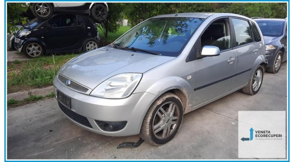 FORD FIESTA CBK del 2005 parti usate e ricambi - Tipo Motore HHJB