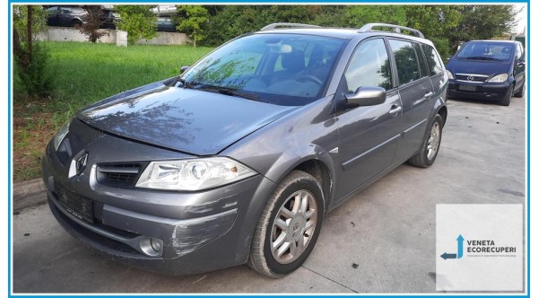 RENAULT MEGANE 2a Serie  del 2008 parti usate e ricambi - Tipo Motore K4MD8