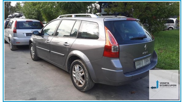 RENAULT MEGANE 2a Serie  del 2008 parti usate e ricambi - Tipo Motore K4MD8