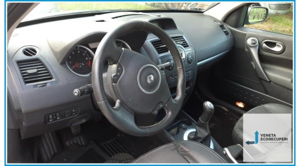 RENAULT MEGANE 2a Serie  del 2008 parti usate e ricambi - Tipo Motore K4MD8