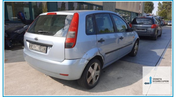 FORD FIESTA CBK del 2004 parti usate e ricambi - Tipo Motore FUJA