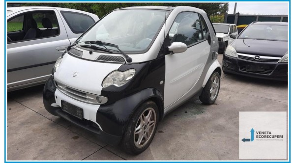 SMART COUPE' C450 del 2002 parti usate e ricambi - Tipo Motore 13