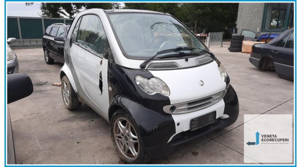SMART COUPE' C450 del 2002 parti usate e ricambi - Tipo Motore 13