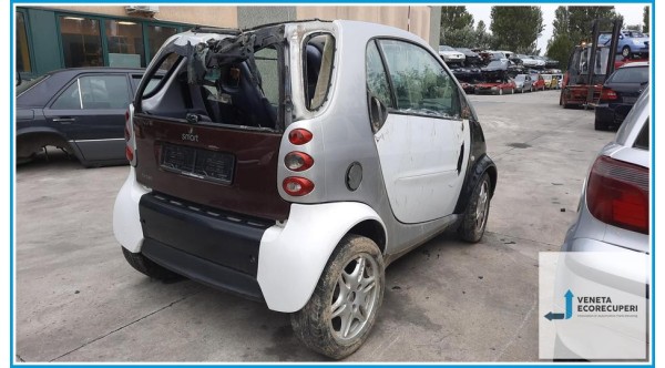 SMART COUPE' C450 del 2002 parti usate e ricambi - Tipo Motore 13