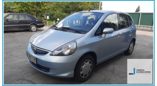 HONDA JAZZ 1a Serie  del 2004 parti usate e ricambi - Tipo Motore L13A1