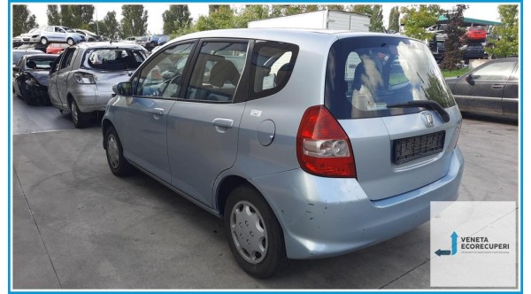HONDA JAZZ 1a Serie  del 2004 parti usate e ricambi - Tipo Motore L13A1