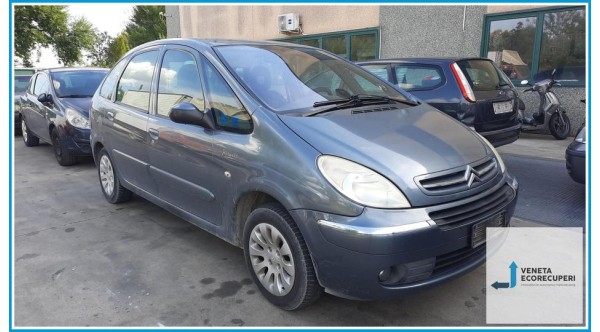 CITROEN XSARA PICASSO  del 2005 parti usate e ricambi - Tipo Motore 6FZ