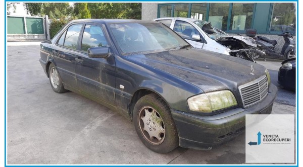 MERCEDES-BENZ Classe C W/S202 del 1999 parti usate e ricambi - Tipo Motore 111921