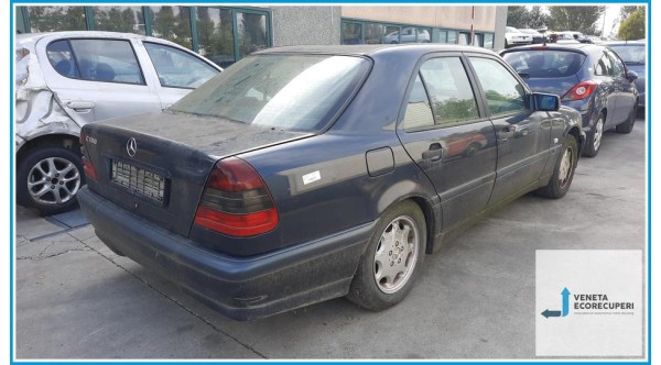 MERCEDES-BENZ Classe C W/S202 del 1999 parti usate e ricambi - Tipo Motore 111921