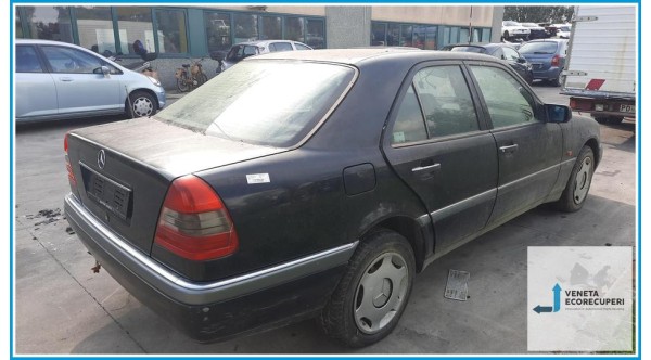 MERCEDES-BENZ Classe C W/S202 del 1994 parti usate e ricambi - Tipo Motore 111920