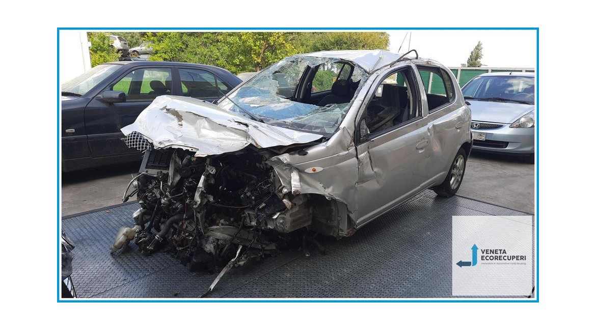 TOYOTA YARIS FRP del 2005 parti usate e ricambi - Tipo Motore 1NDTV