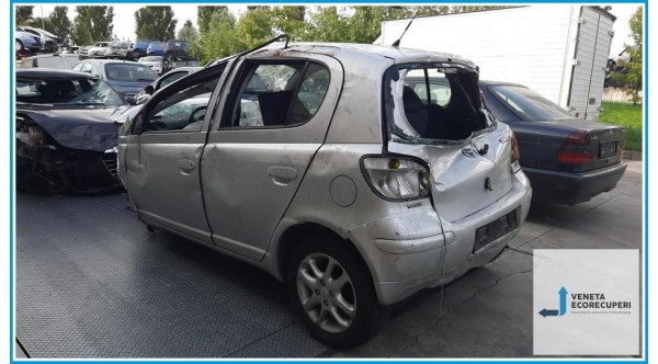 TOYOTA YARIS FRP del 2005 parti usate e ricambi - Tipo Motore 1NDTV