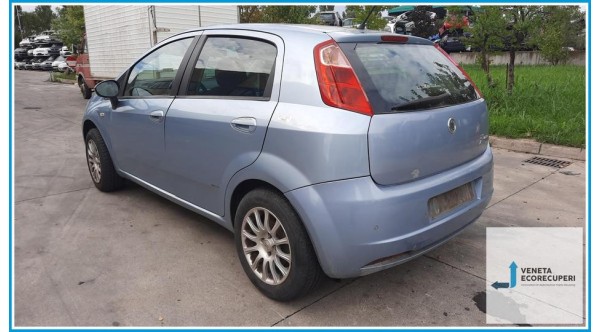 FIAT GRANDE PUNTO 2Y del 2006 parti usate e ricambi - Tipo Motore 350A1000