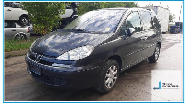 PEUGEOT 807  del 2004 parti usate e ricambi - Tipo Motore 4HW