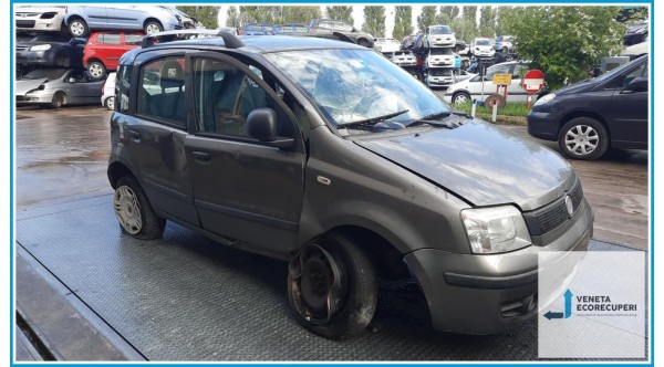 FIAT PANDA 0X del 2012 parti usate e ricambi - Tipo Motore 350A1000