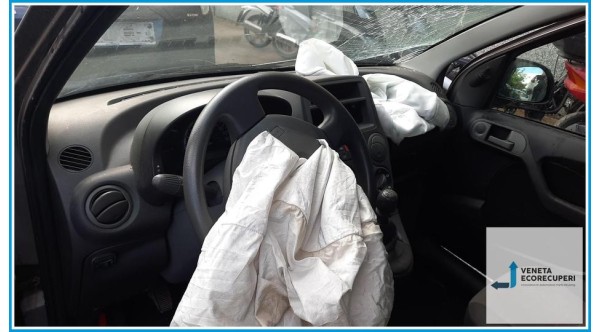 FIAT PANDA 0X del 2012 parti usate e ricambi - Tipo Motore 350A1000