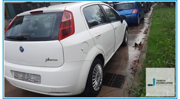 FIAT GRANDE PUNTO 2Y del 2006 parti usate e ricambi - Tipo Motore 199A4000