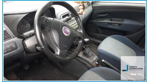FIAT GRANDE PUNTO 4C del 2009 parti usate e ricambi - Tipo Motore 199A3000
